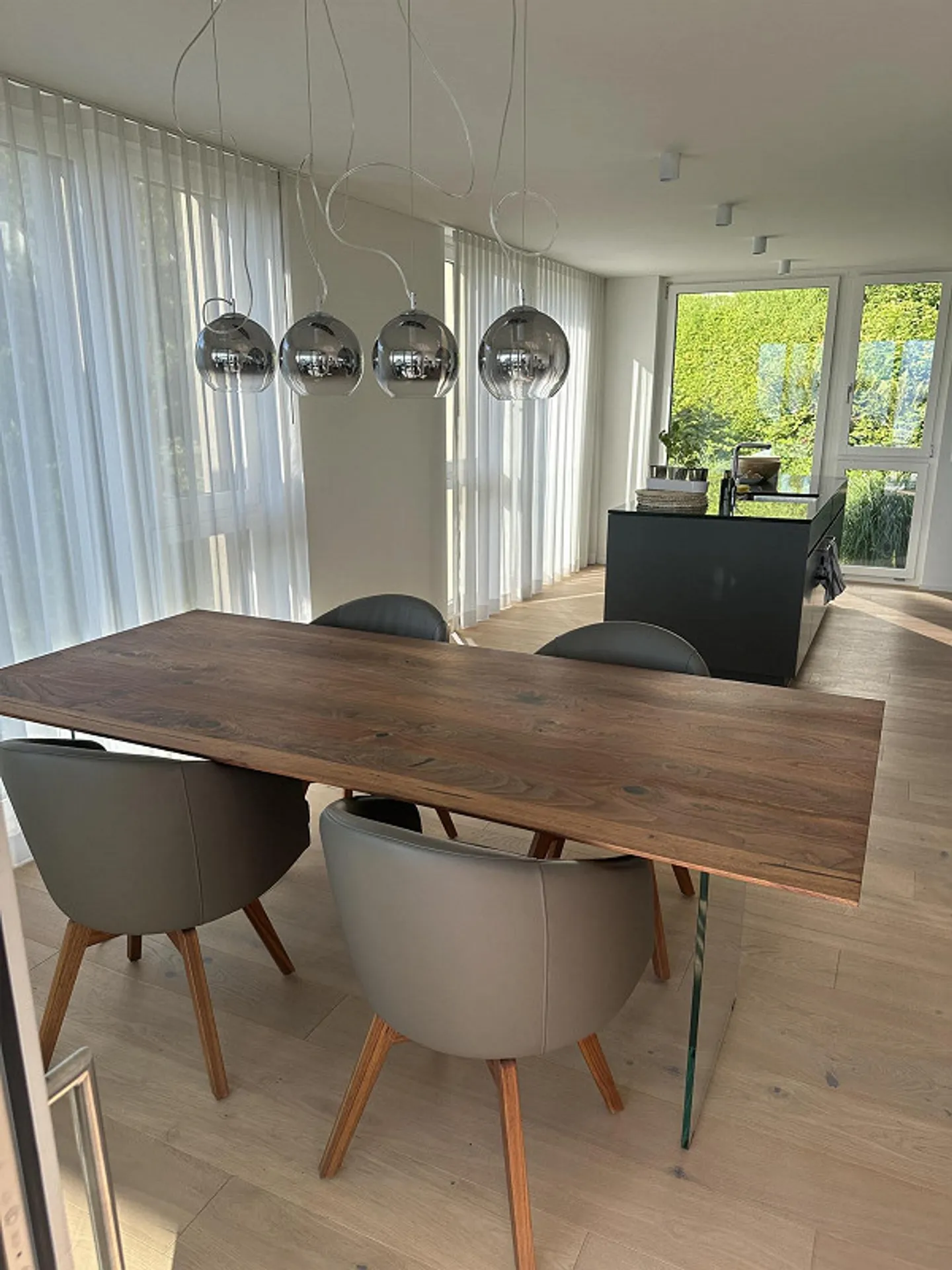 Dream apartment in the best location - Photo 2 of 16