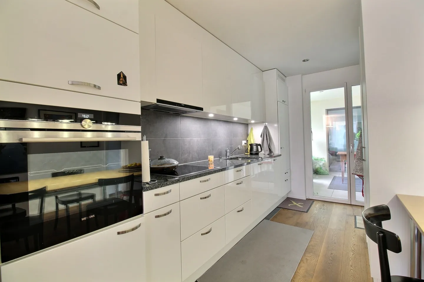 Charmante 2,5-Zimmer-Wohnung in Marly! - Foto 3 von 9