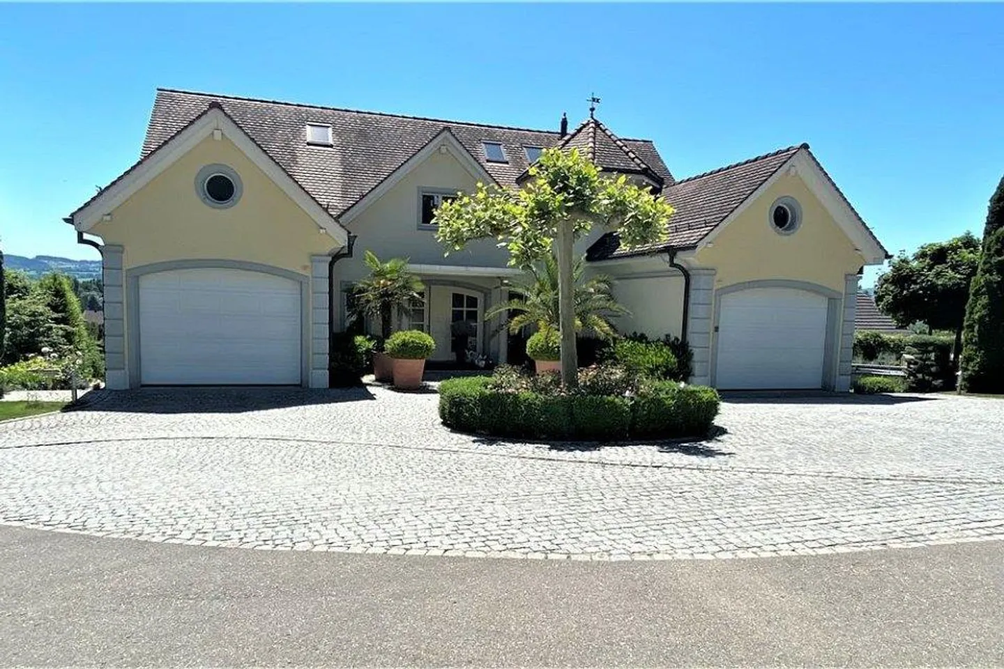 Villa di campagna esclusiva approvata dalla banca - Foto 2 di 13