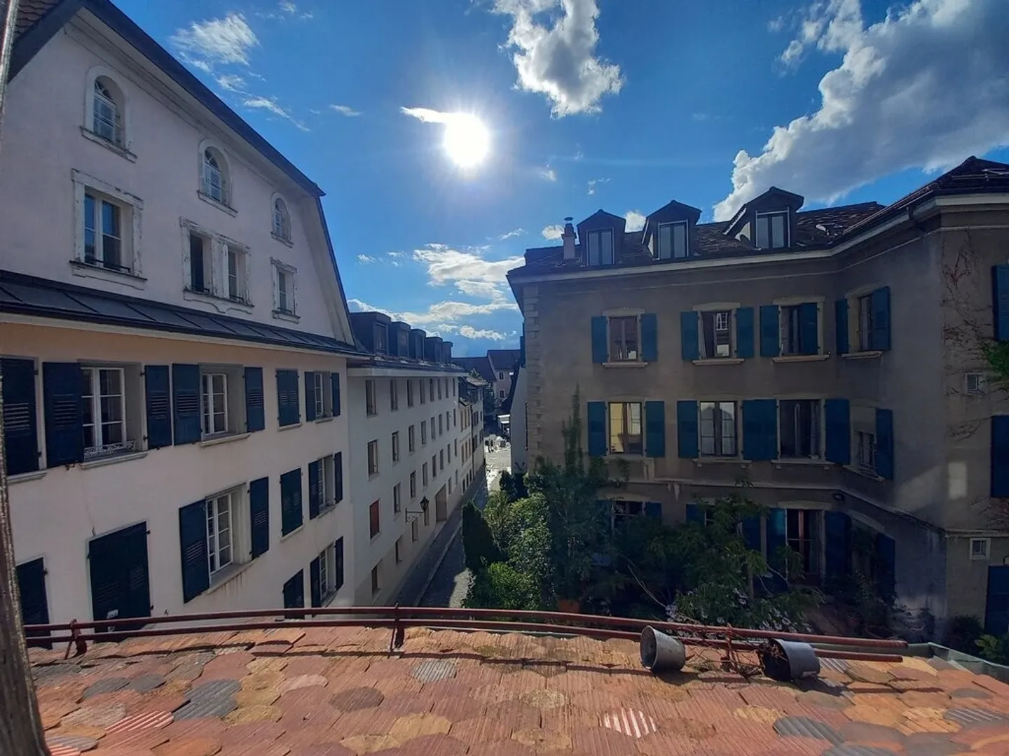 Charming 4.5-room duplex in the heart of the city - Photo 2 of 10