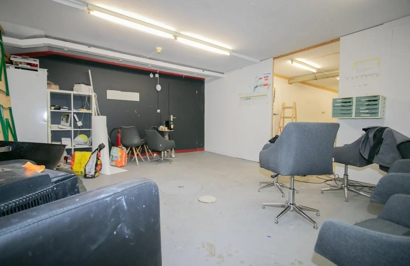 Central storage areas in the St. Gallen East industrial area for rent - Photo 3 of 3