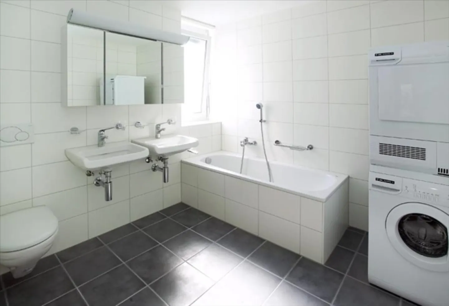 Neuwertige Wohnung an ruhiger Lage - Foto 4 von 8