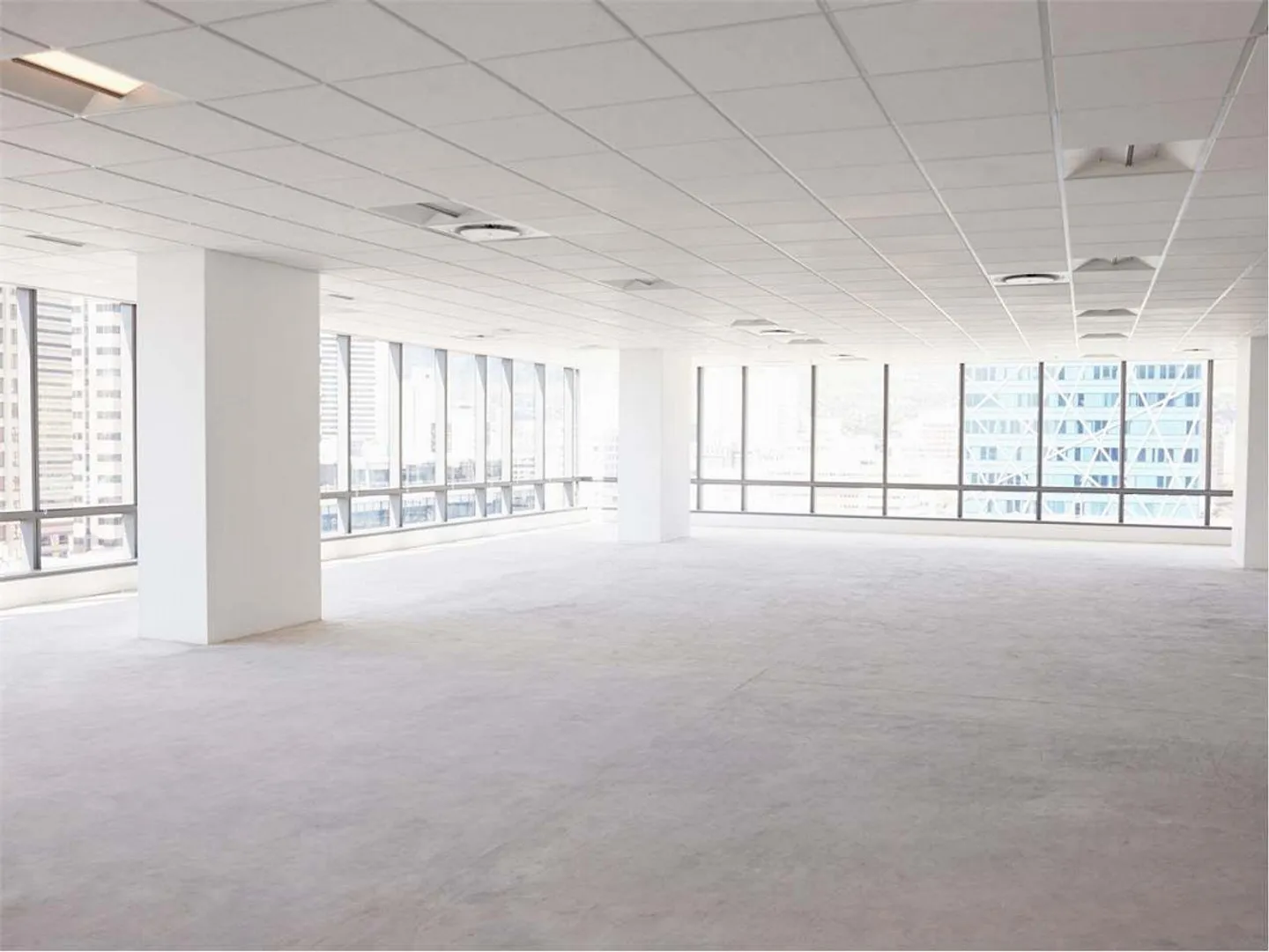 Über 4.000 Quadratmeter vermietet in einem neuen Einkaufszentrum - Foto 1 von 2