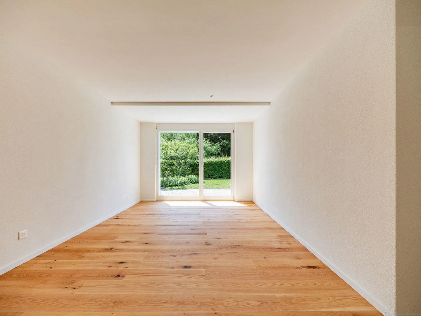 Spacious Living in Äbnitpark Hilterfingen - Photo 8 of 13