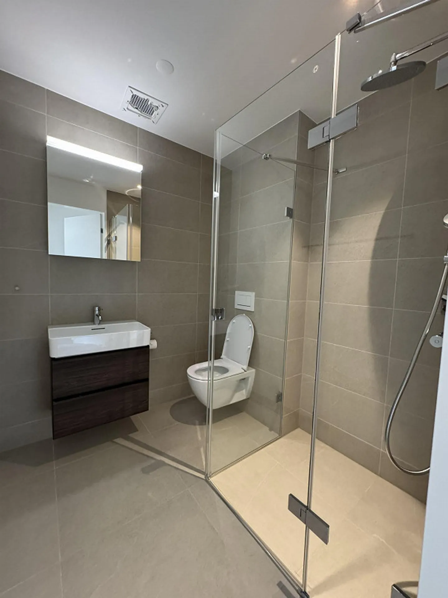 Stylish living in Horgen 1-room apartment in top location! - Photo 7 of 7