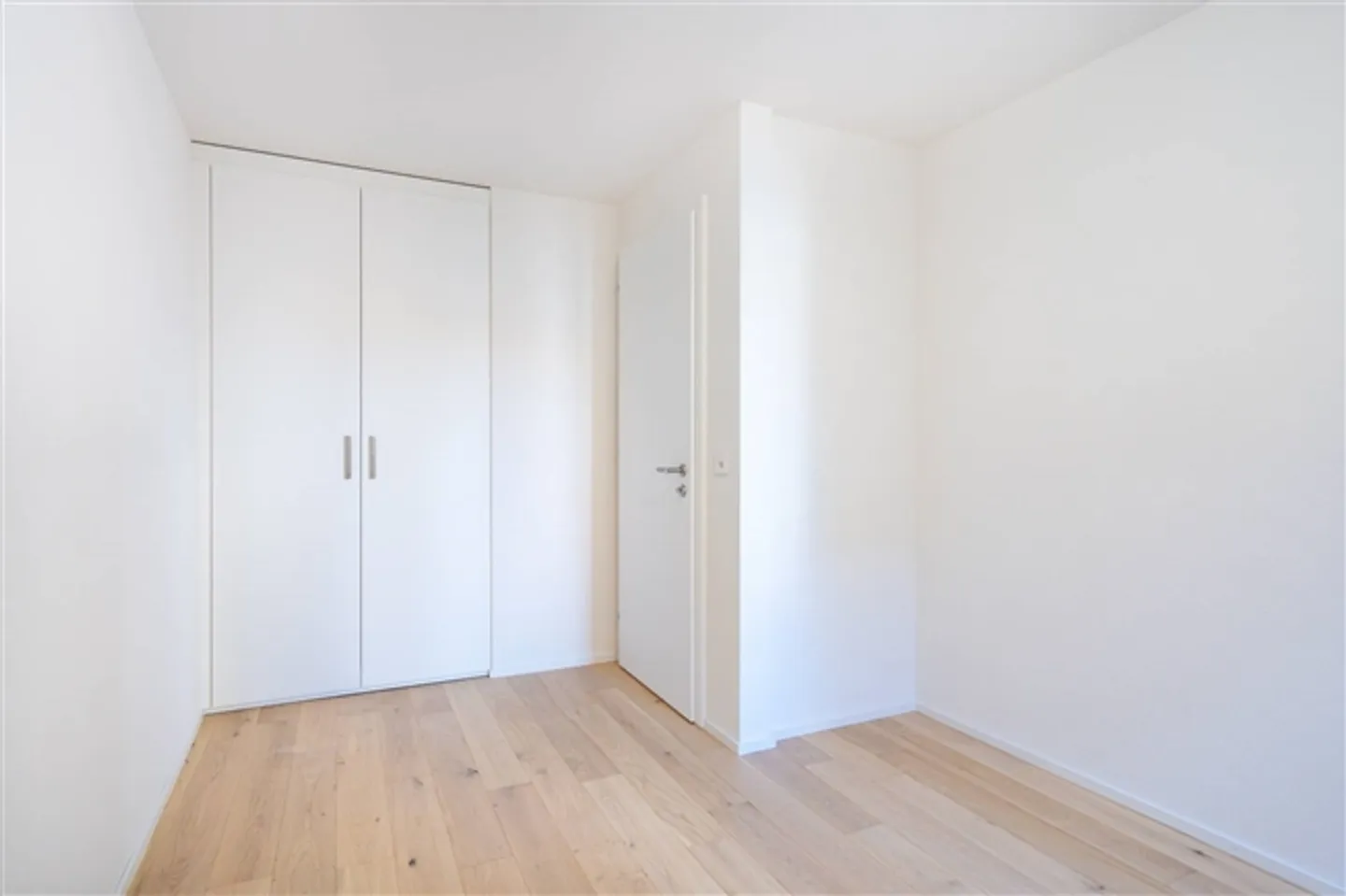 Nel cuore del villaggio e a pochi passi dalla riva del lago - Foto 8 di 9