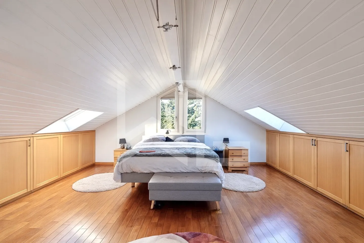 Villa familiale à Corsier : luminosité, espace et bien-être - Photo 8 sur 14