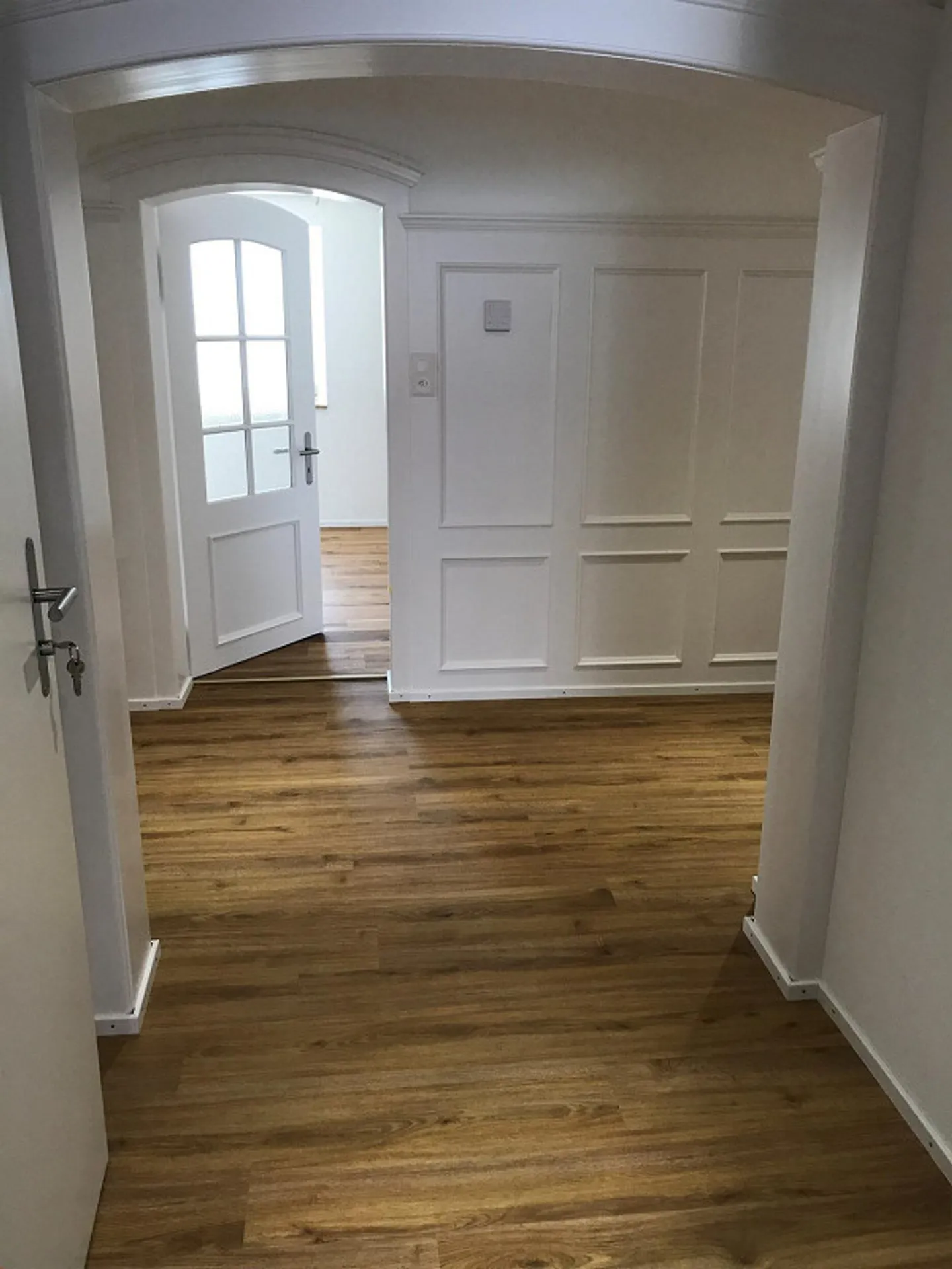Appartamento moderno con area esterna coperta - Foto 7 di 13