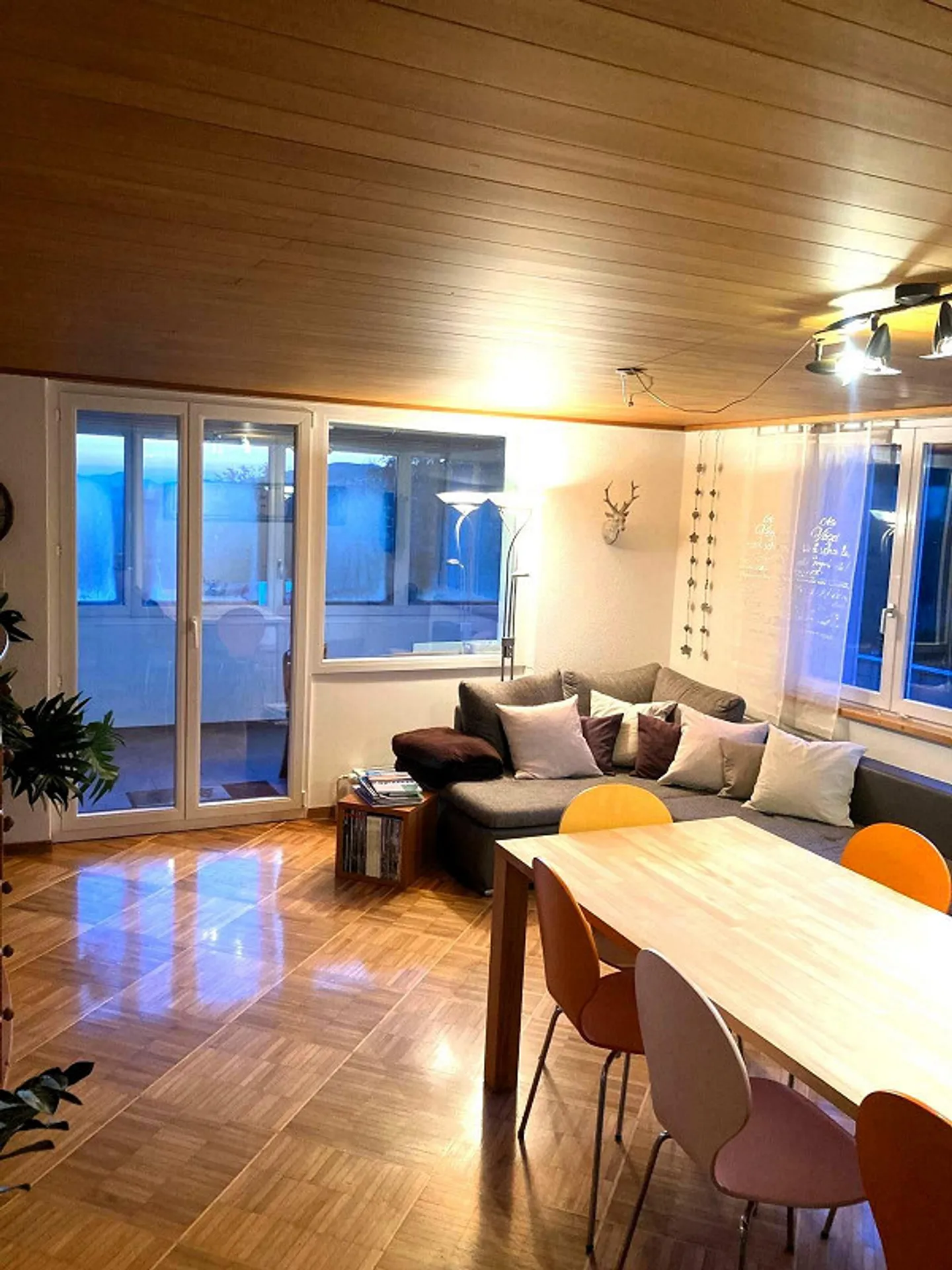 Appartement attrayant de 4 pièces avec vue imprenable - Photo 7 sur 9