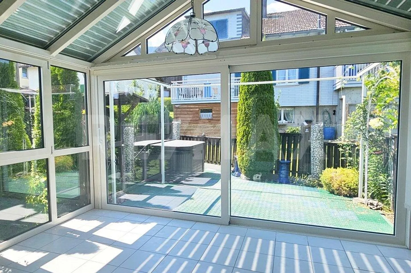 Welcome! Charming Detached House with Conservatory and Construction... - Photo 11 of 13