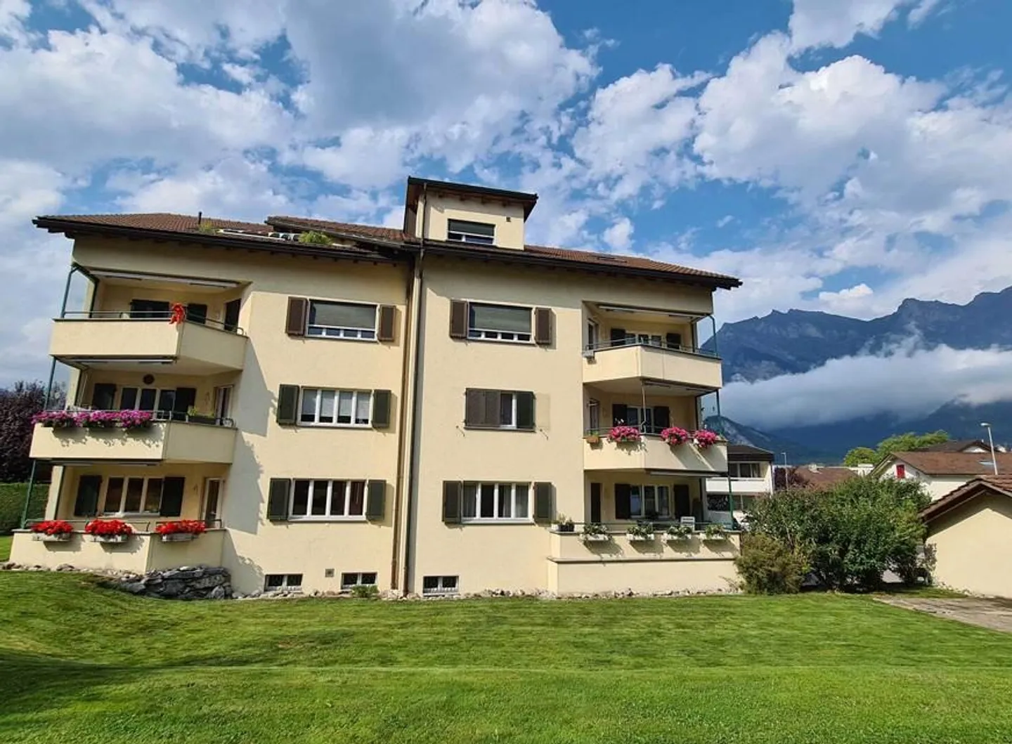 Helle 4.5-Zimmer-Wohnung - Foto 1 von 12