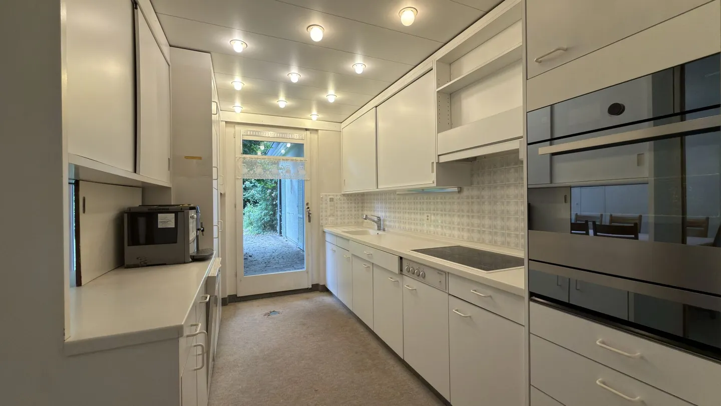 Geräumiges Familienhaus mit Büro - Foto 4 von 25