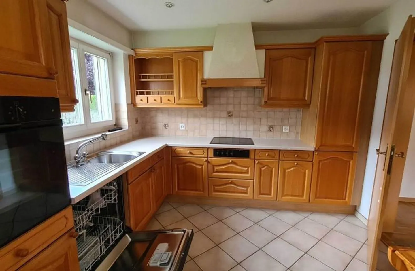 Helle 4.5-Zimmer-Wohnung - Foto 5 von 12