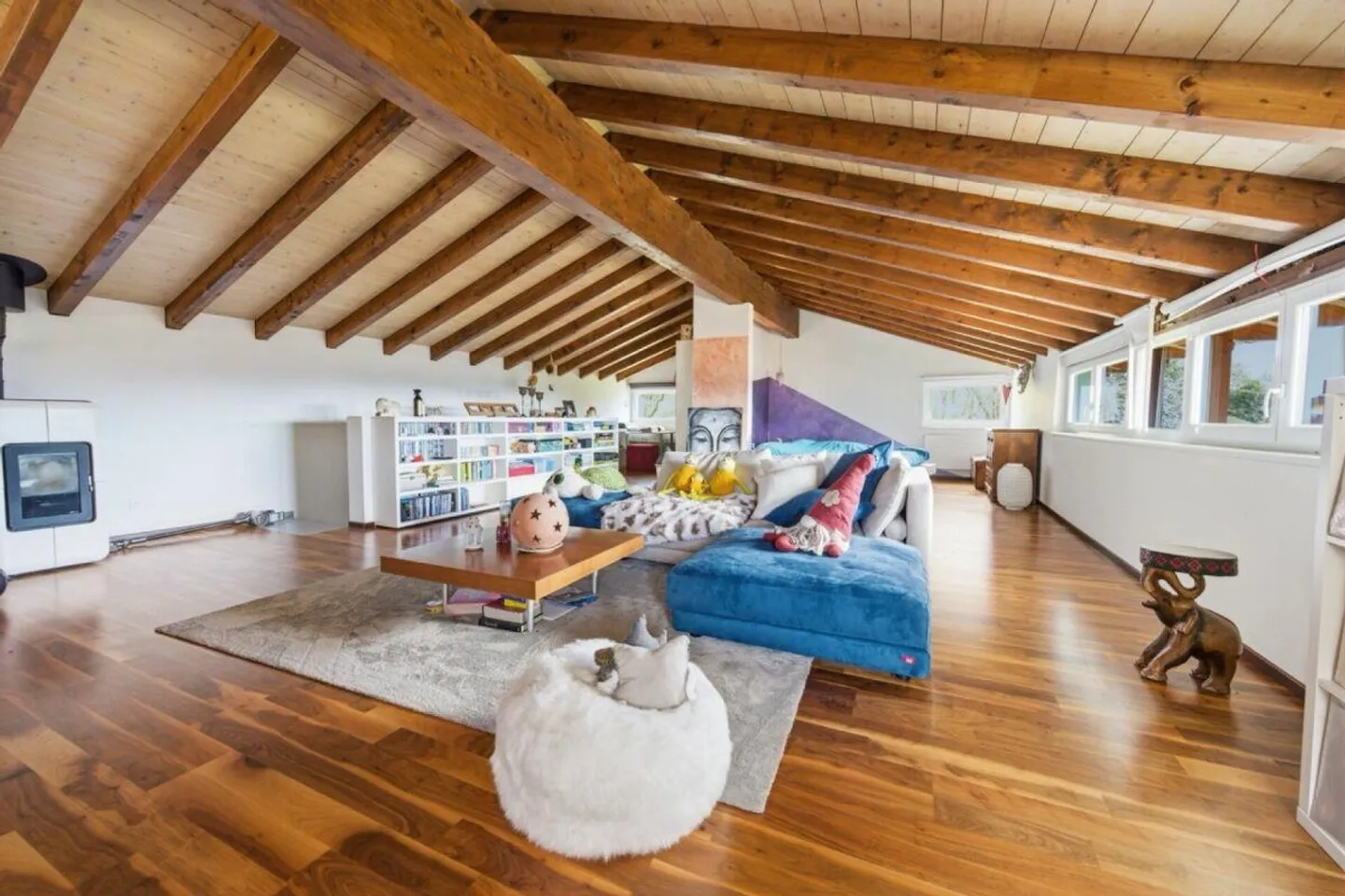 Geräumiges Familienhaus mit Garten - Foto 3 von 4