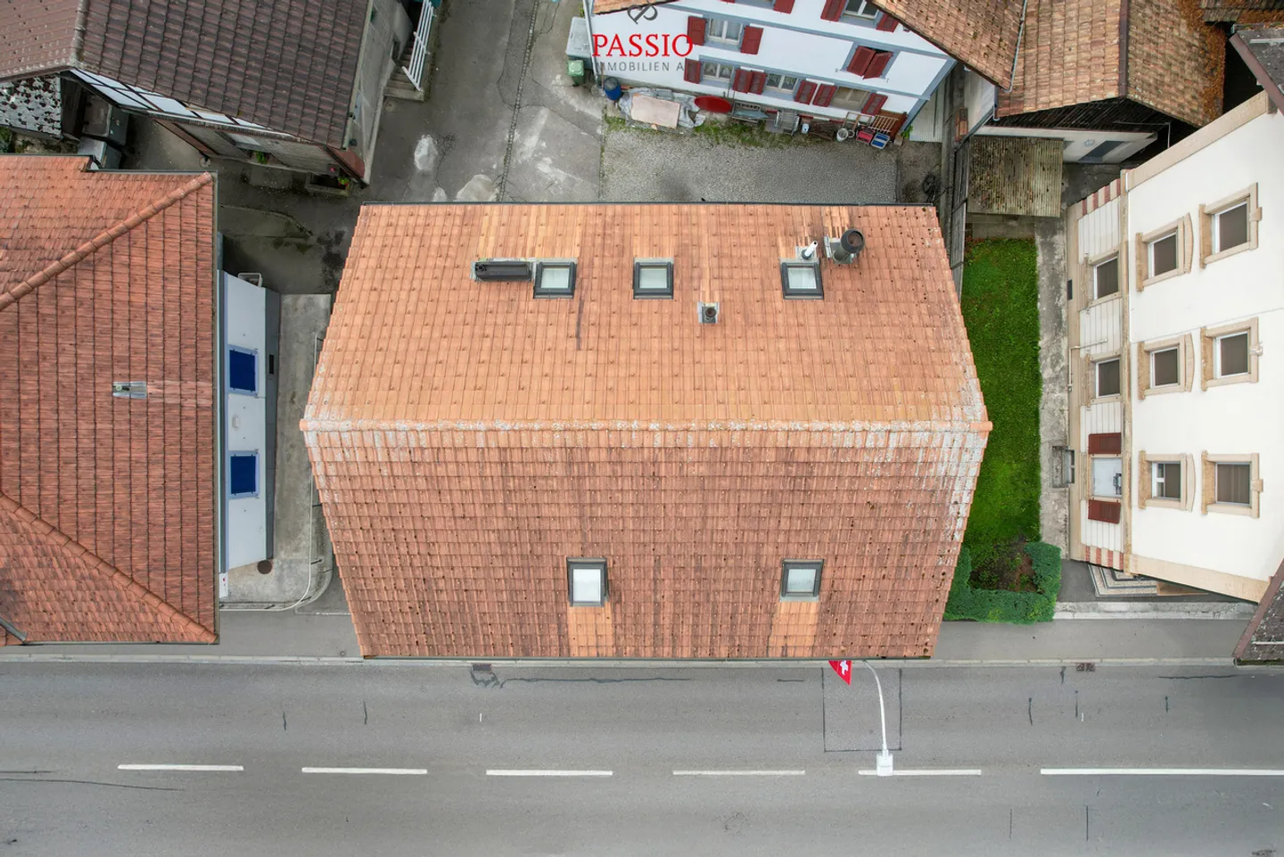 Bar de contact lucratif avec utilisation polyvalente dans un emplacement de choix - Photo 3 sur 6