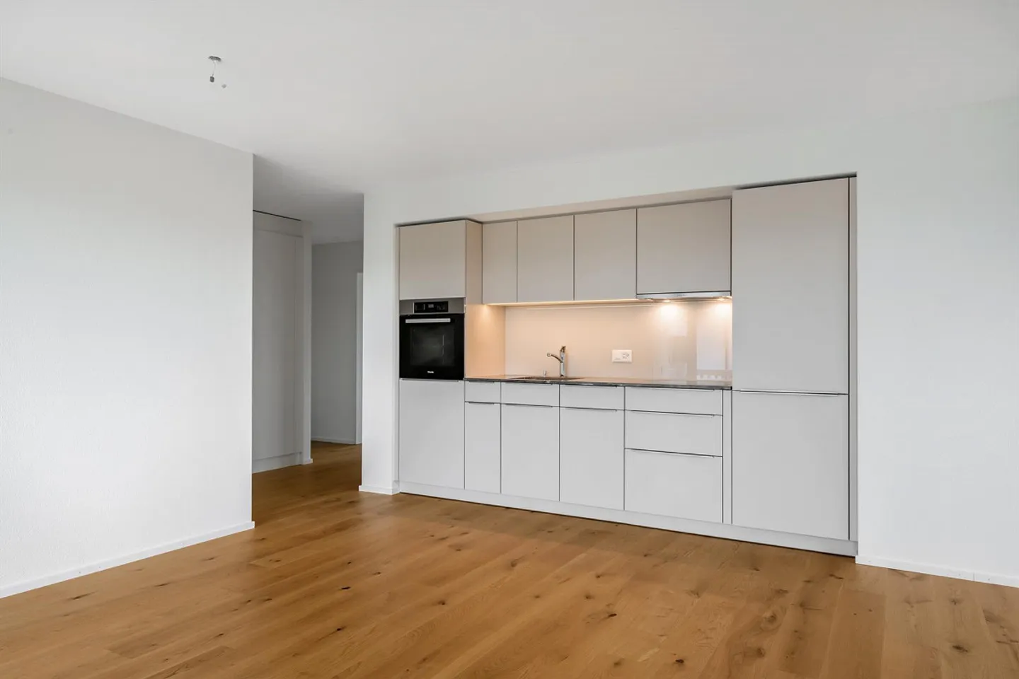 Appartamento singolo in una zona residenziale popolare - Foto 2 di 3