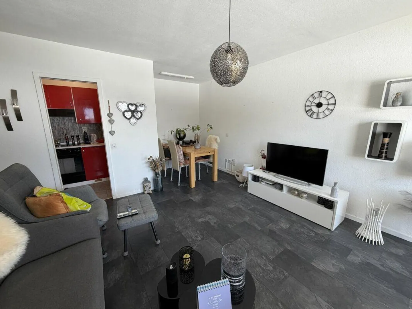 Bergblick, Sonne und Skipisten vor der Tür - Ihr Rückzugsort in Sedrun - Photo 3 of 6