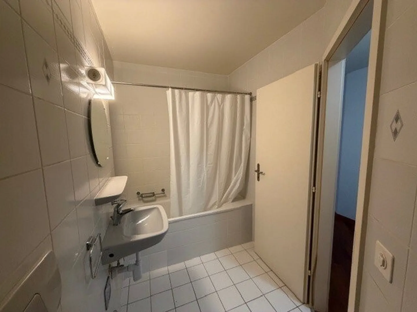 Studio in Lausanne - Foto 6 von 7