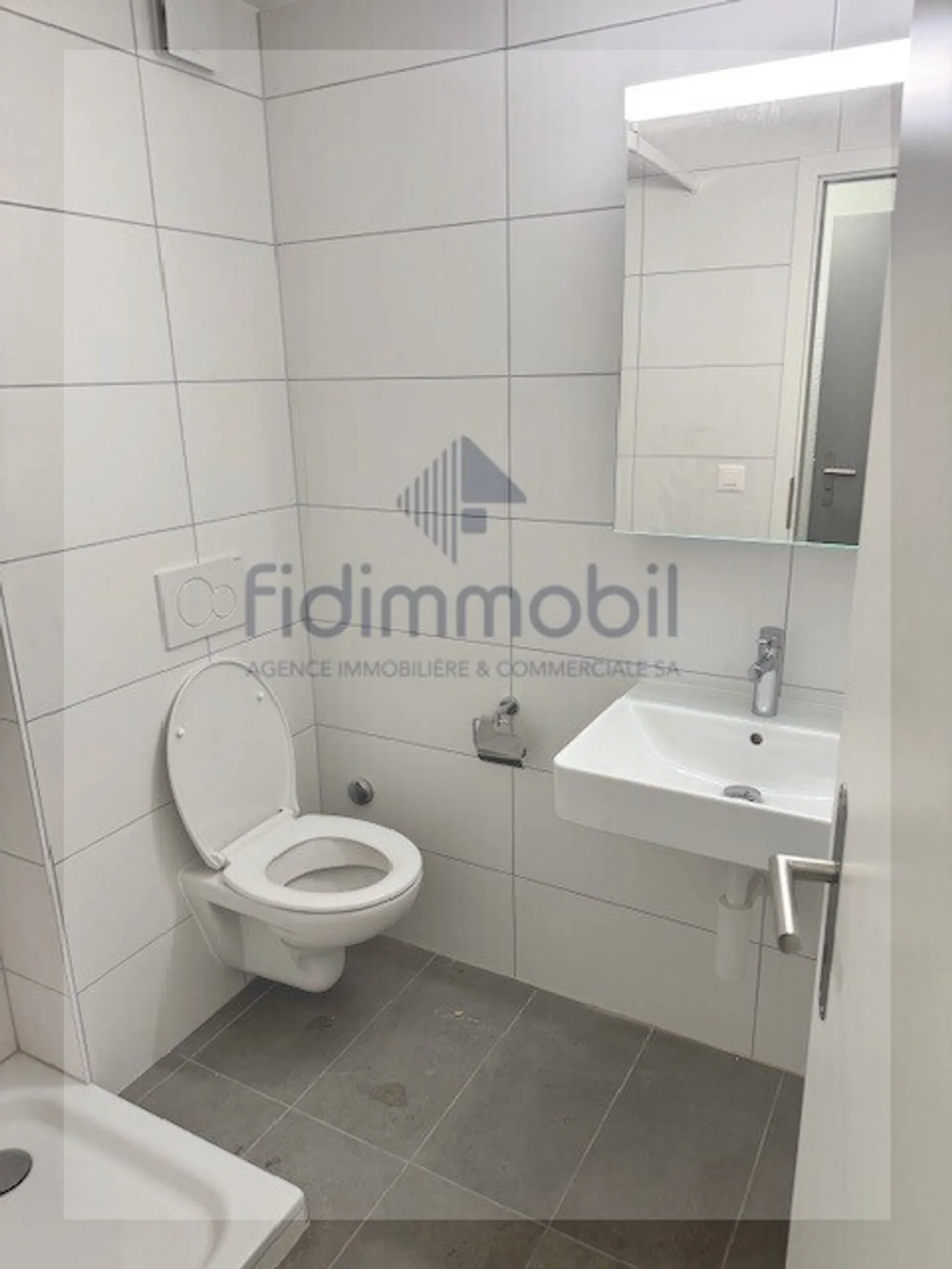 Wunderschönes Studio zur Miete im Stadtzentrum von Neuchâtel - Foto 2 von 3