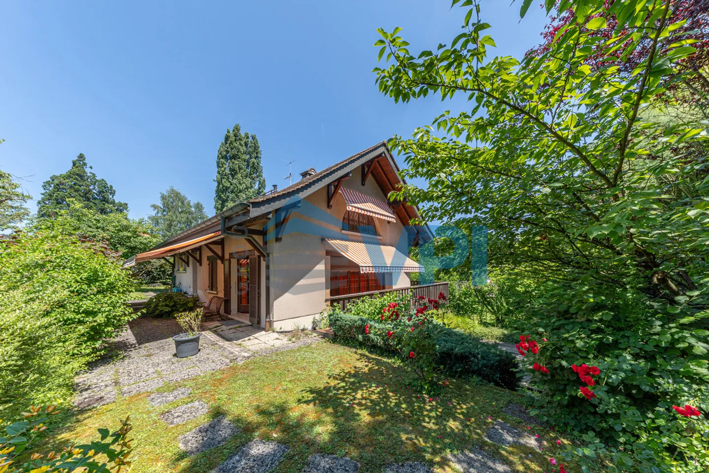 Schöne individuelle Villa in der Gemeinde Thônex - Foto 1 von 6