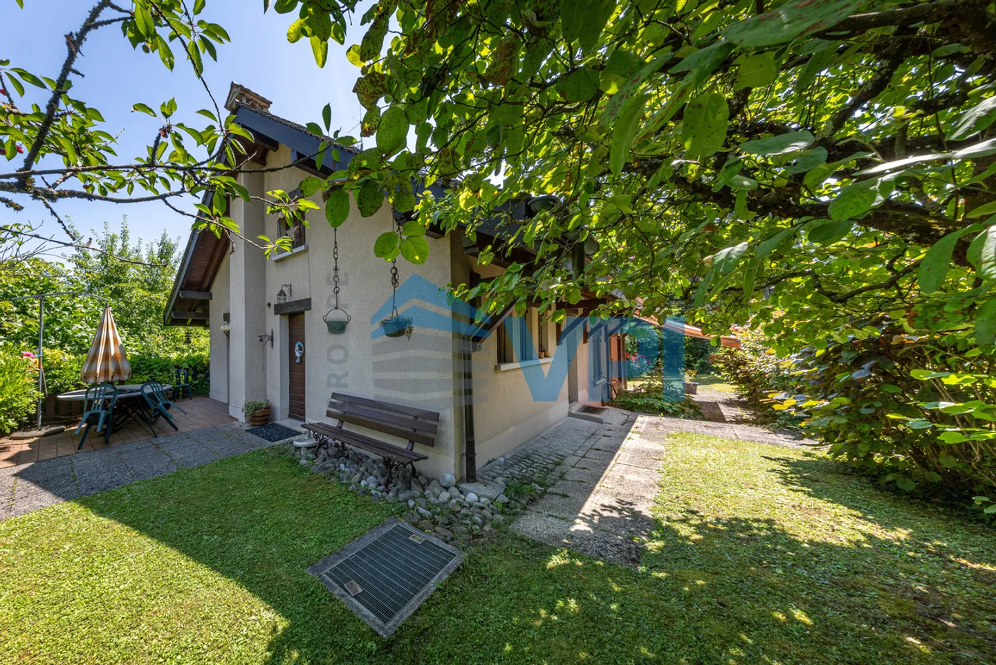 Schöne individuelle Villa in der Gemeinde Thônex - Foto 2 von 6