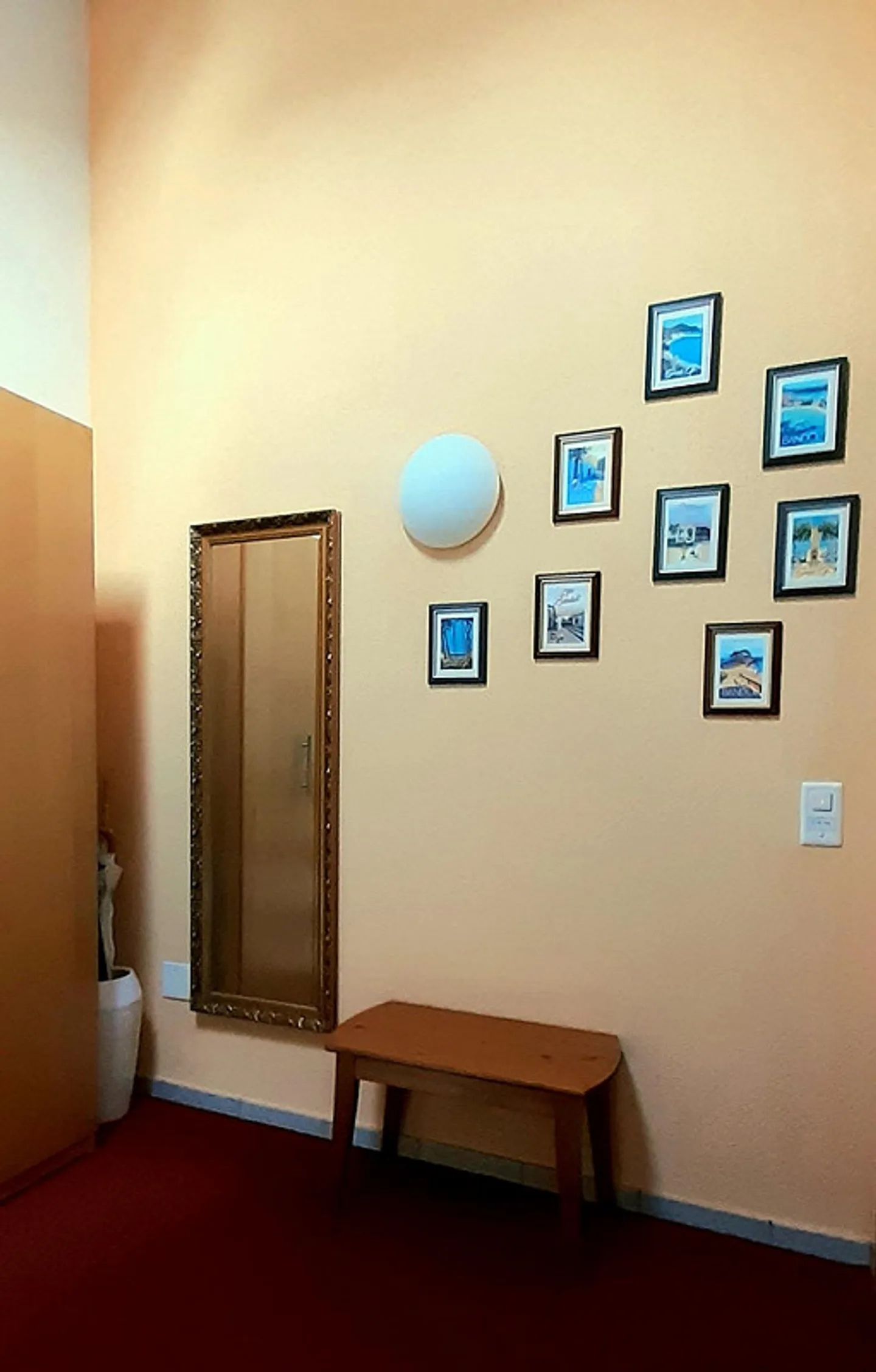 Unique penthouse apartment with alpine chic - Living with a holiday feeling - Photo 3 of 11