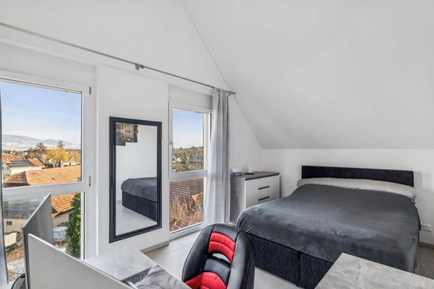 Stilvolle Wohnung mit Terrasse - Foto 10 von 15