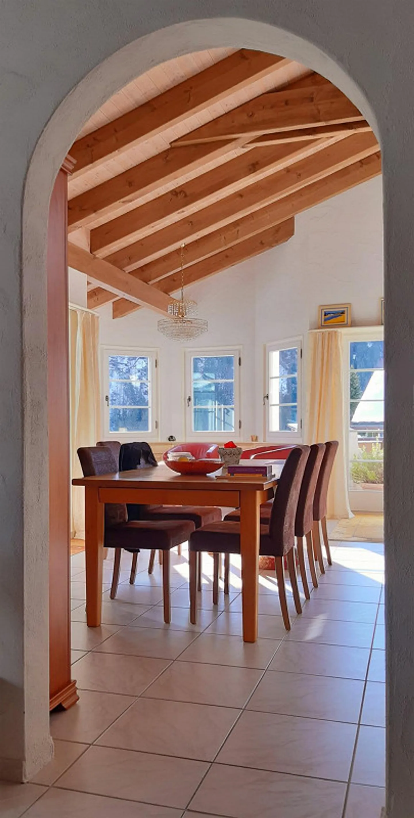 Unique penthouse apartment with alpine chic - Living with a holiday feeling - Photo 8 of 11