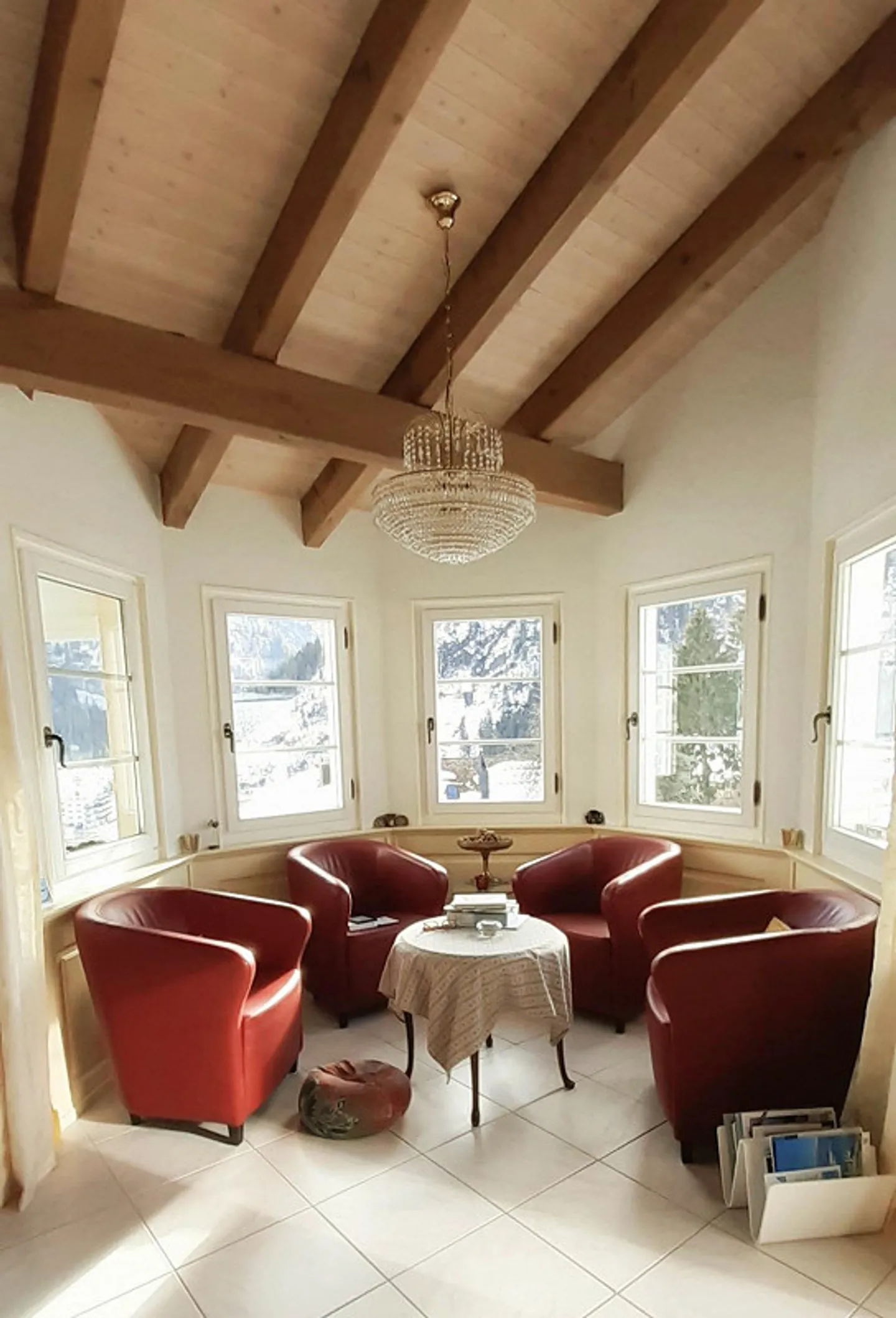 Unique penthouse apartment with alpine chic - Living with a holiday feeling - Photo 11 of 11