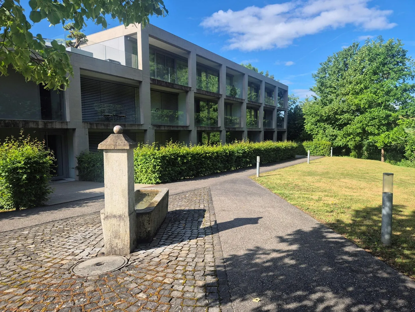 Appartement de 3,5 pièces au rez-de-chaussée à louer - Photo 1 sur 11