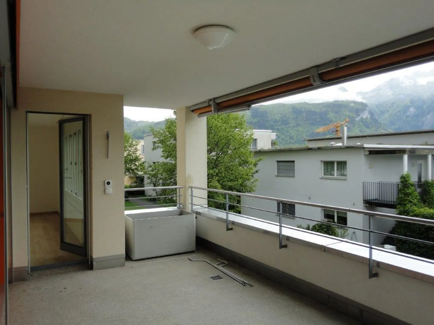 Spacious 5½-room apartment with two balconies in Schwyz - Photo 7 of 11