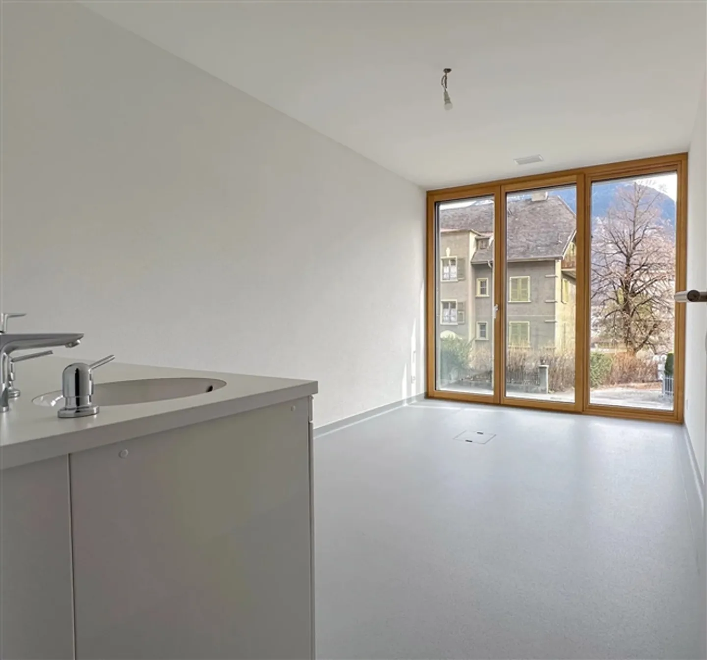 New and ideally located for multidisciplinary activities - Photo 9 of 12