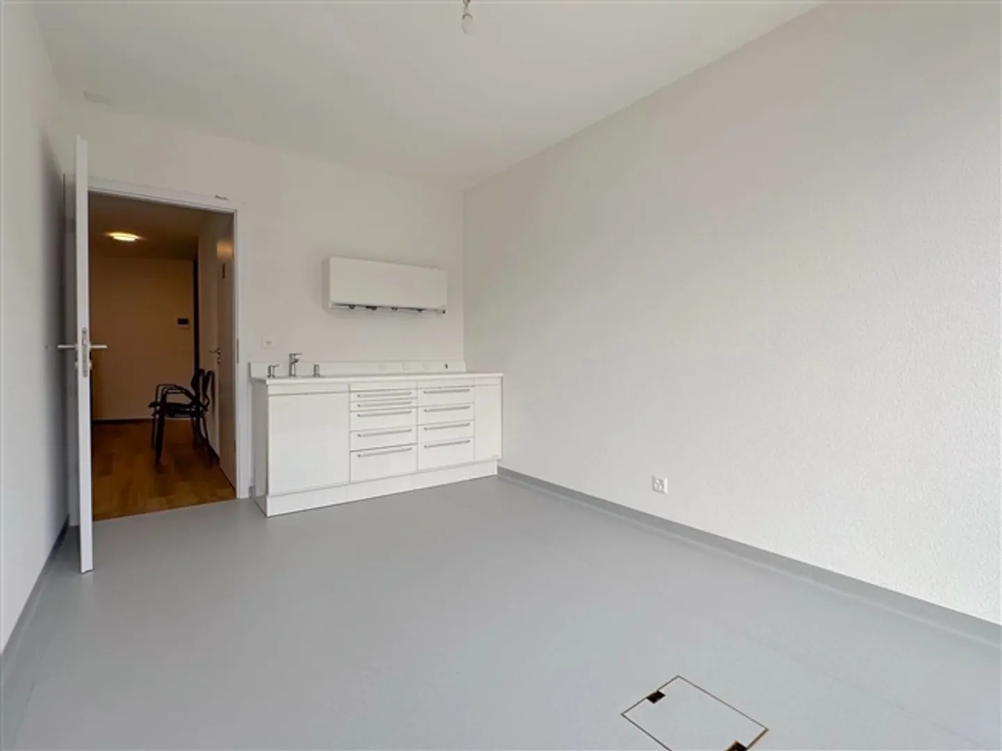 New and ideally located for multidisciplinary activities - Photo 8 of 12