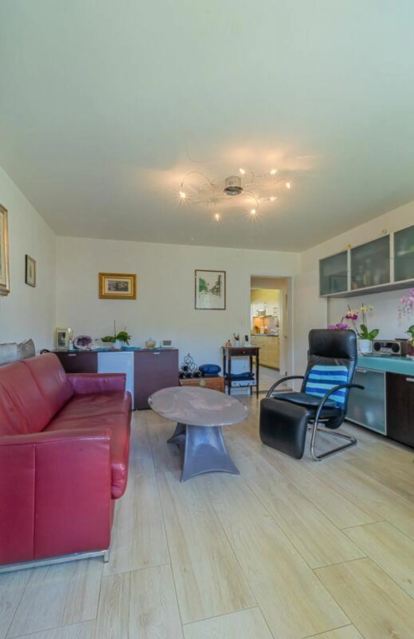 Charmante Wohnung mit Grünblick - Foto 8 von 12