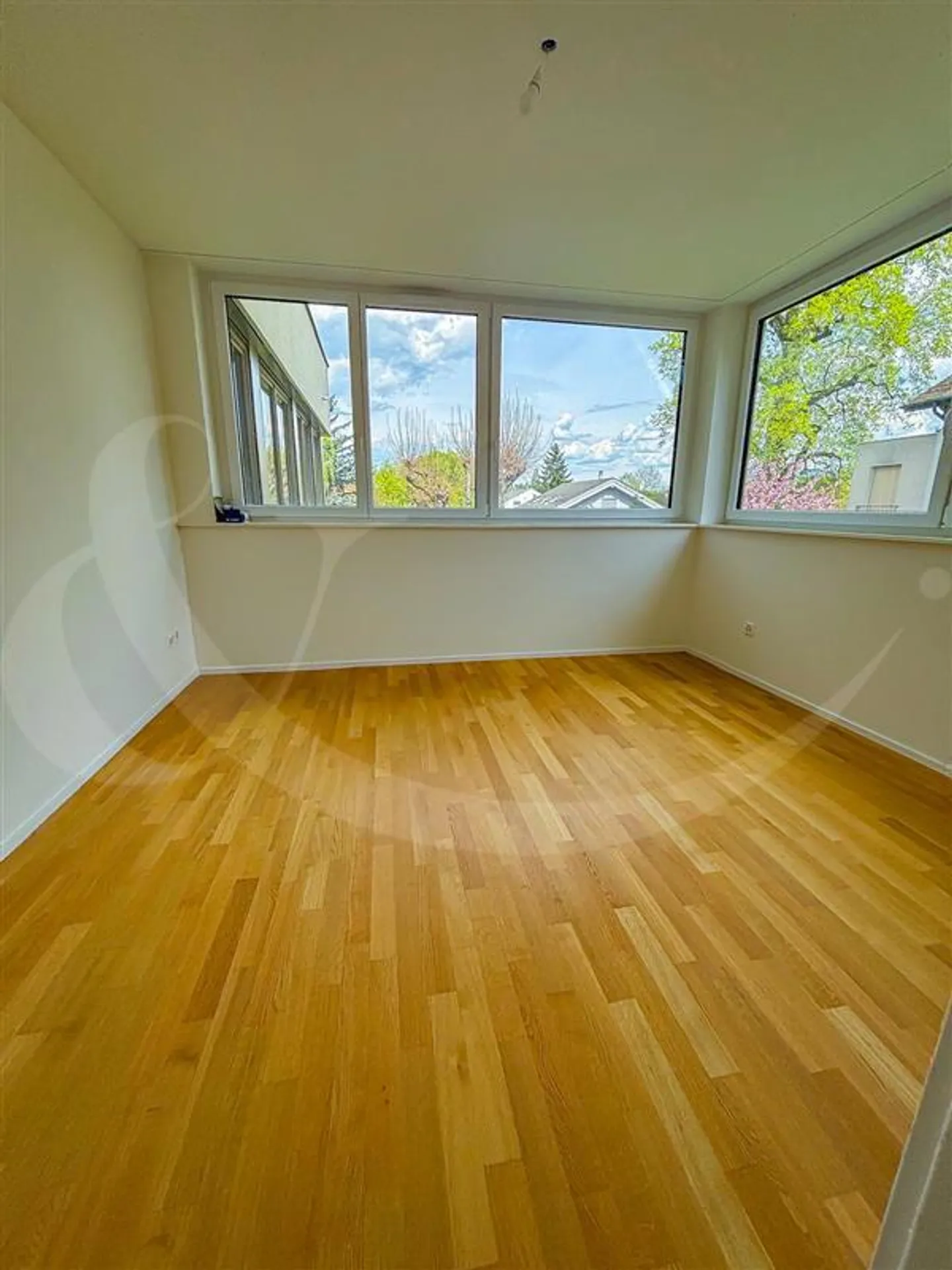 Ch. Sous-Le-Crêts 2, Schöne 5-Zimmer-Wohnung - Foto 5 von 7