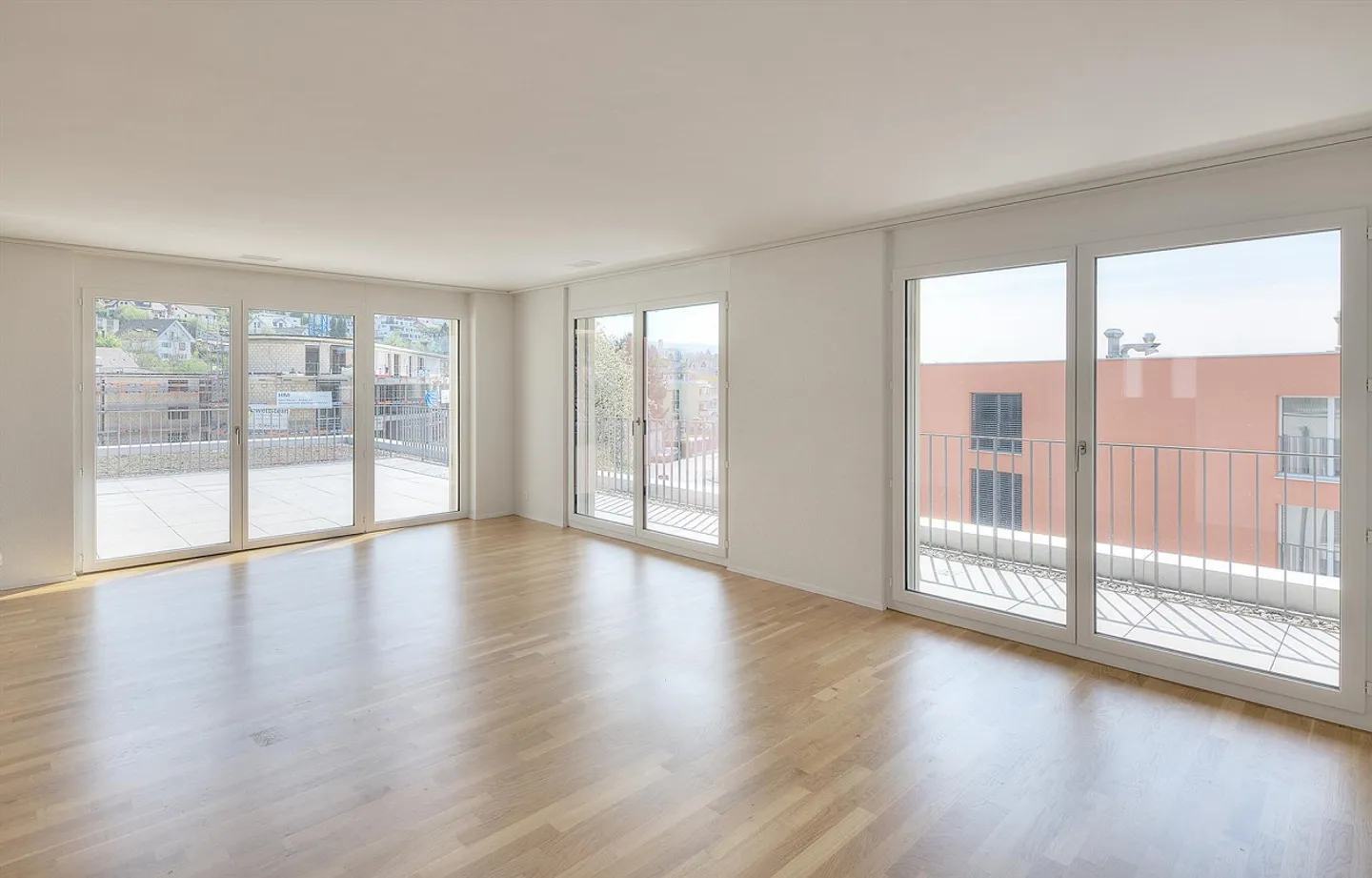 Modernes Apartment mit Terrasse - Foto 3 von 7