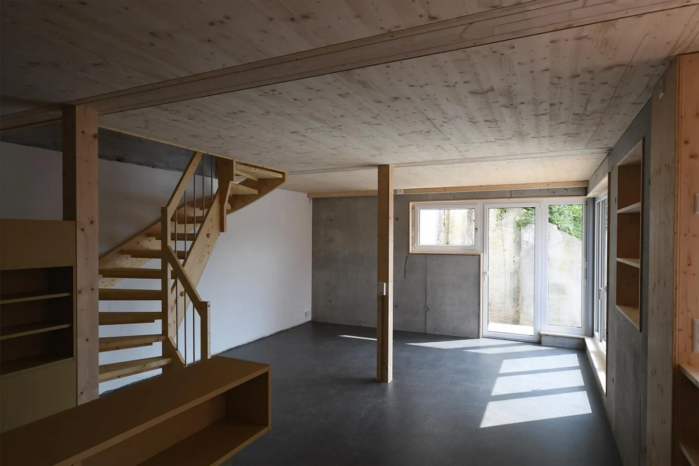 Nouvelle construction - vivre comme dans une maison individuelle - au cœur de Zwingen! - Photo 6 sur 16