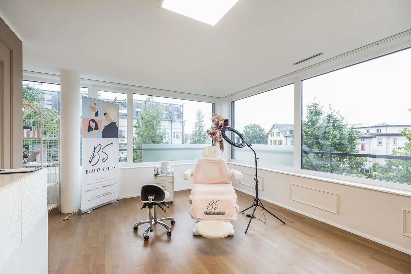 Espace commercial attrayant près du lac - Photo 8 sur 12