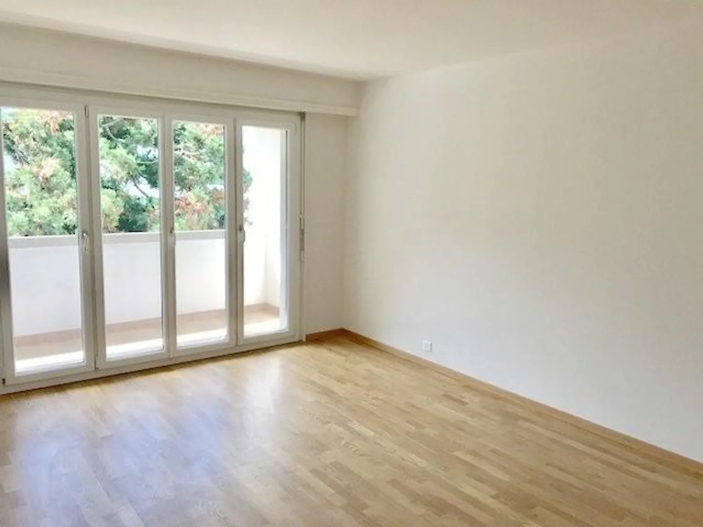 Bellissimo appartamento con magnifica vista sul lago - Foto 4 di 8