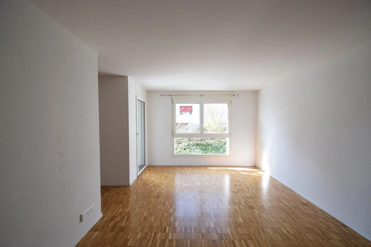 Modernes Apartment in ruhiger Lage - Foto 1 von 7