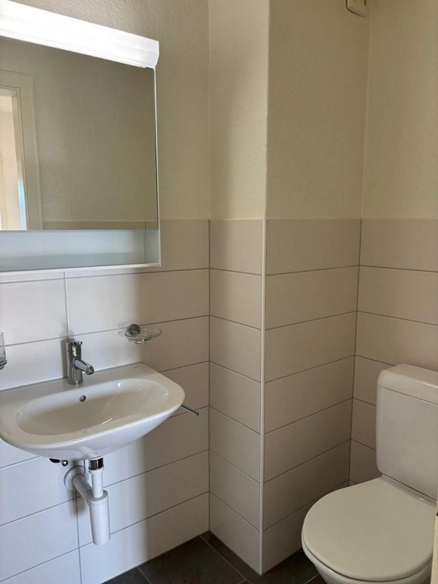 Appartement lumineux avec balcon donnant sur la verdure - Photo 8 sur 11