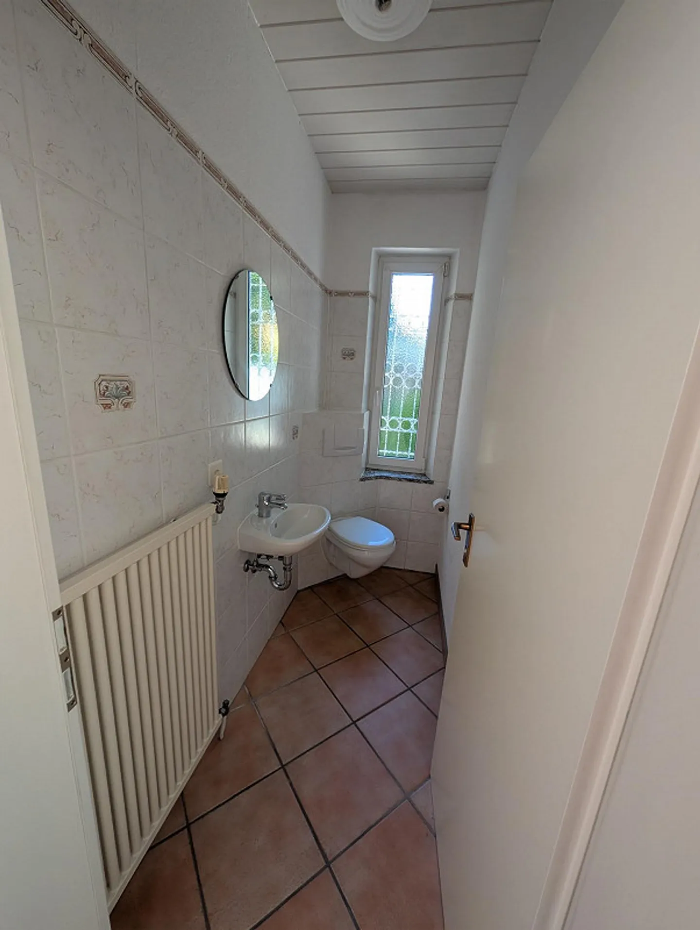 Luminoso appartamento di 4 stanze a Ruvigliana con vista sul lago - Foto 9 di 10