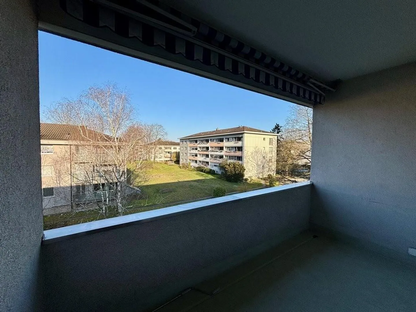 Appartement lumineux avec balcon donnant sur la verdure - Photo 11 sur 11