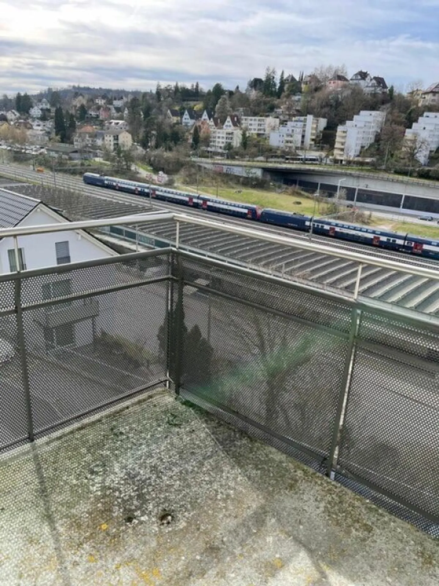 Moderno appartamento di 3 stanze, ora in affitto! - Foto 2 di 7