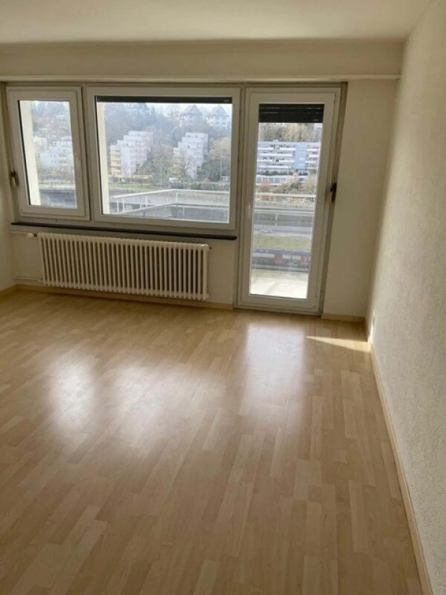 Moderno appartamento di 3 stanze, ora in affitto! - Foto 3 di 7