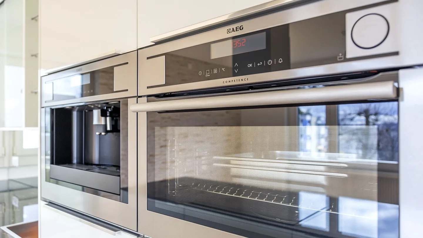 5-room condominium in a sunny and child-friendly residential area - Photo 6 of 32