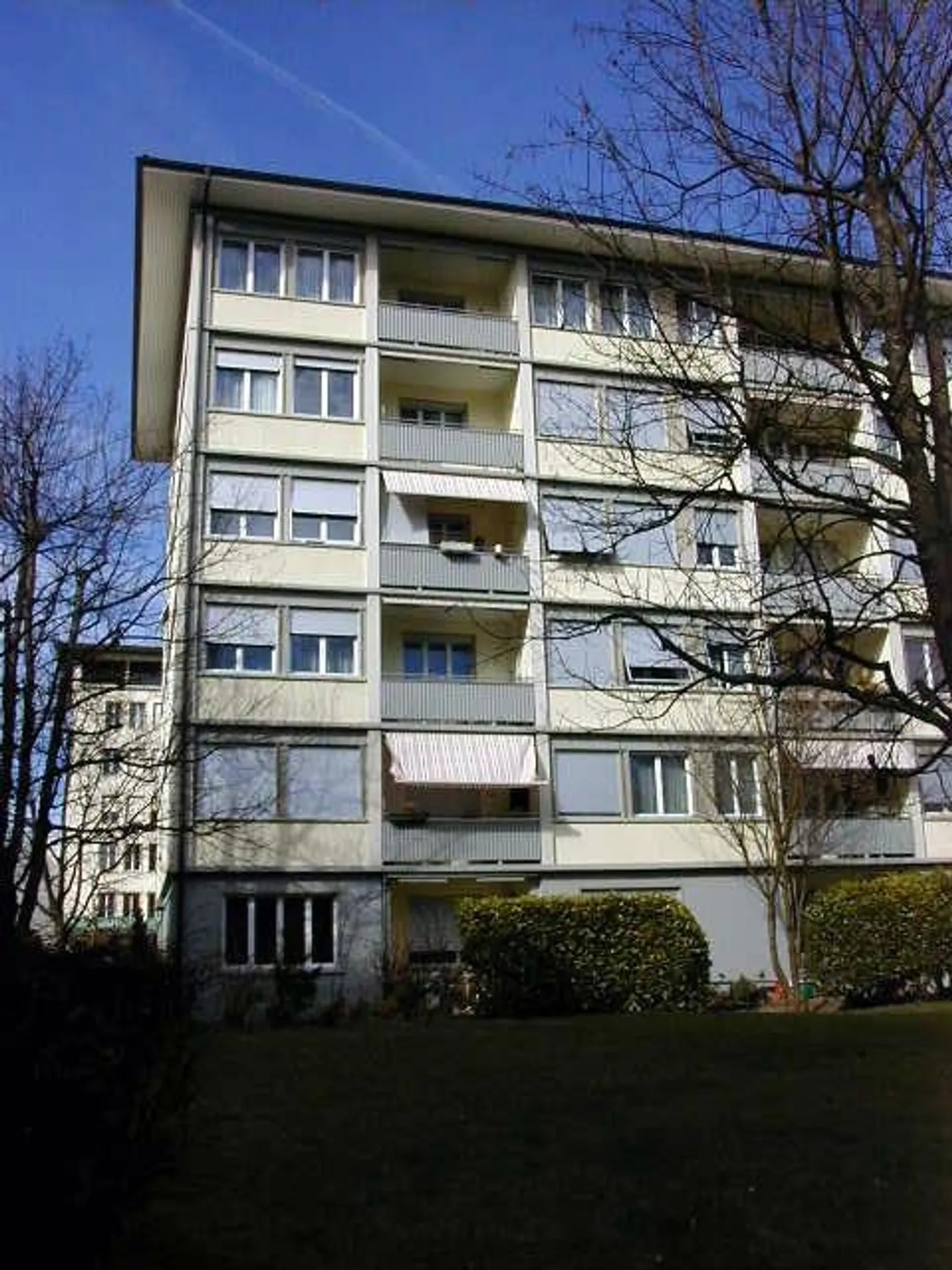 Appartement 2 pièces fraîchement rénové avec balcon - Photo 8 sur 8