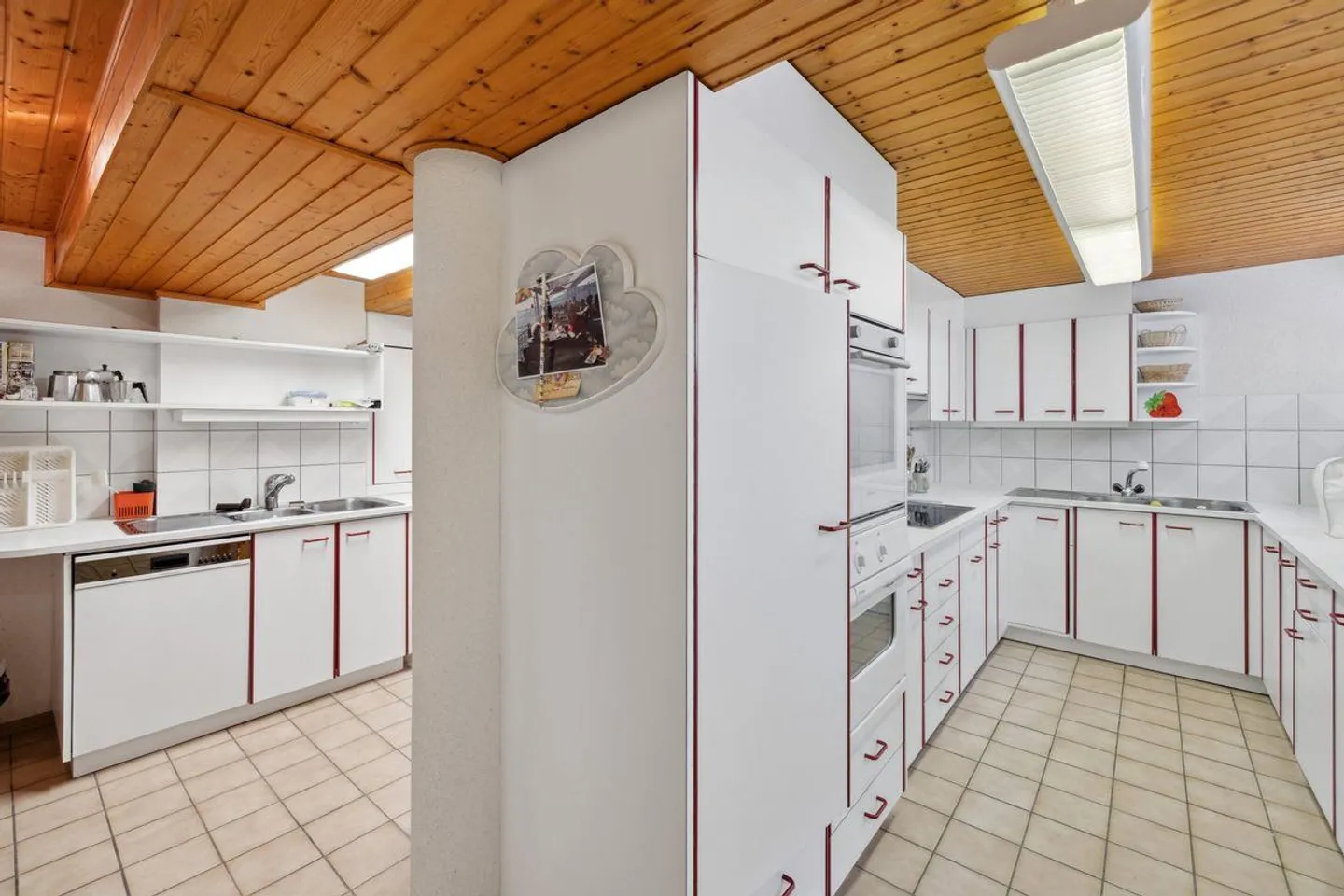 Chalet for sale - Photo 6 of 13