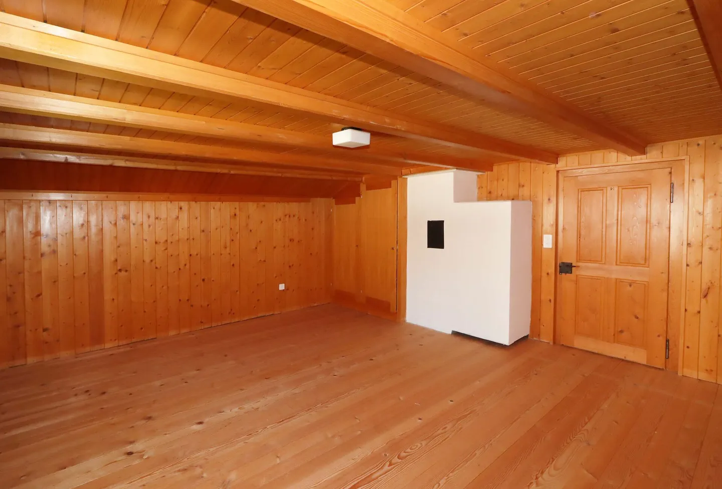 Casa unifamiliare indipendente con vista mozzafiato sul lago Walensee a Obstalden GL - Foto 17 di 24