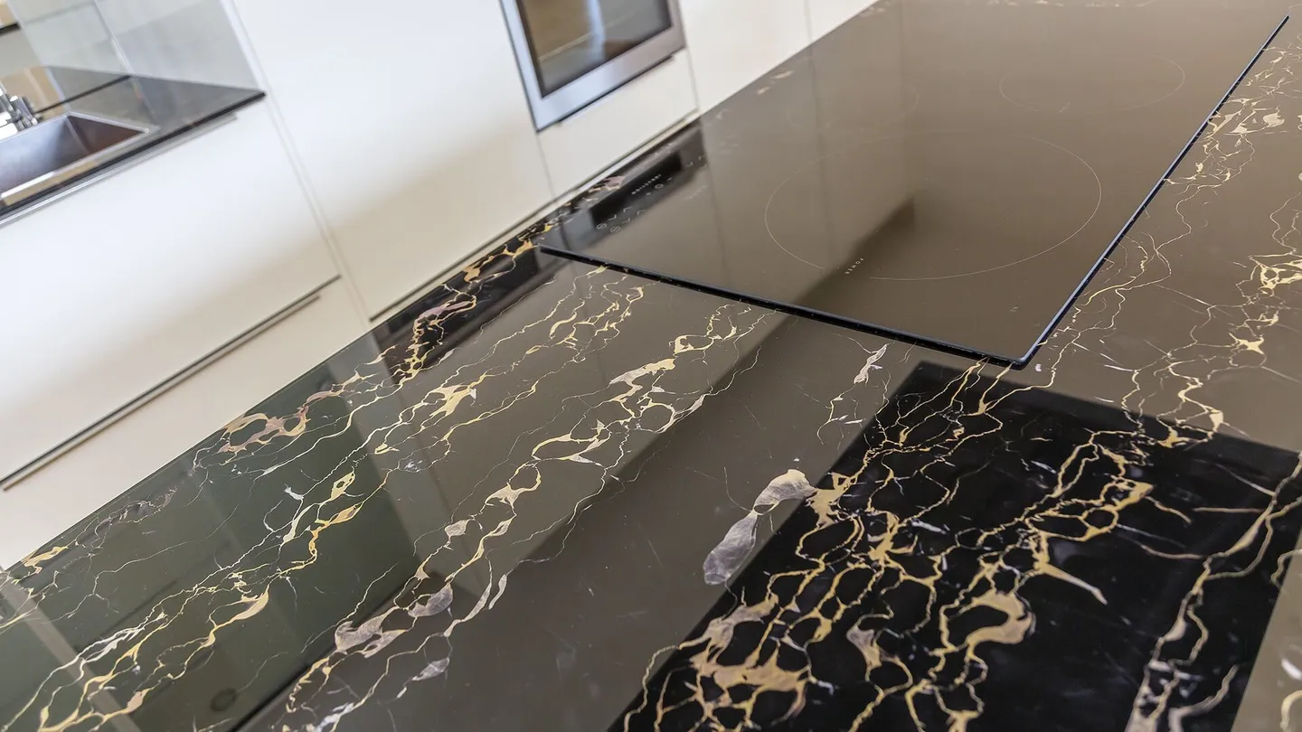 5-room condominium in a sunny and child-friendly residential area - Photo 8 of 32